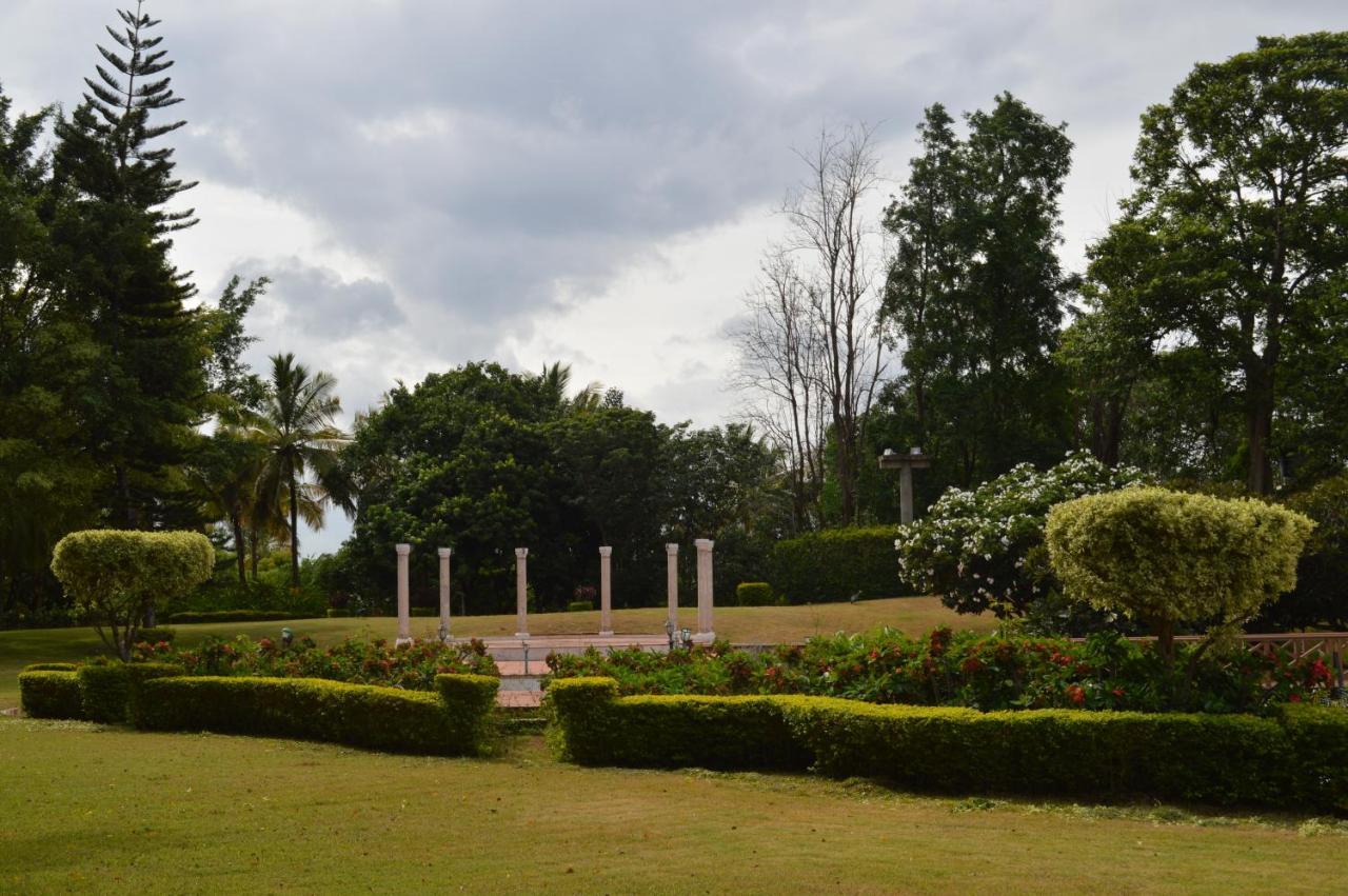 The Fiori Resorts Dod Ballāpur Exterior foto